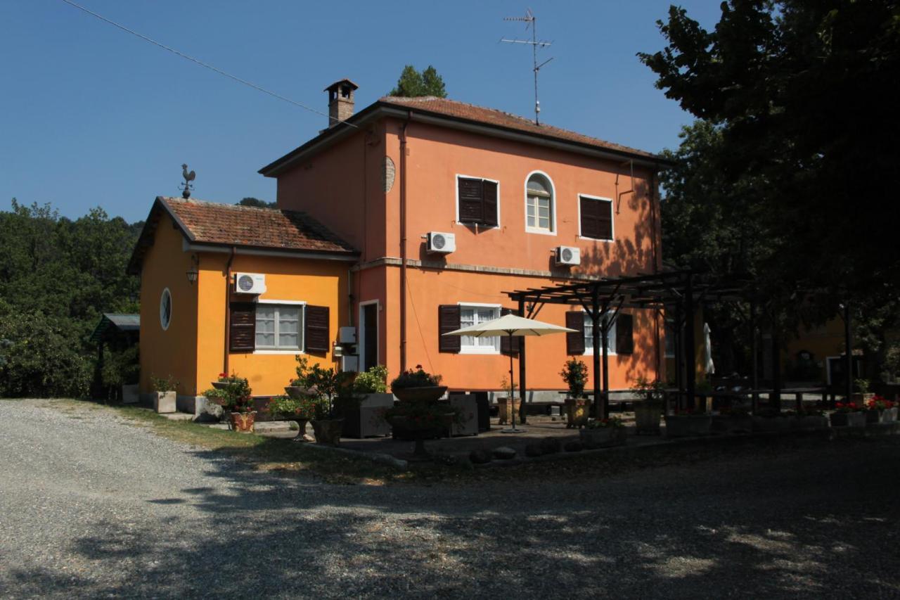 Villa Il Biancospino Casteggio Exterior foto