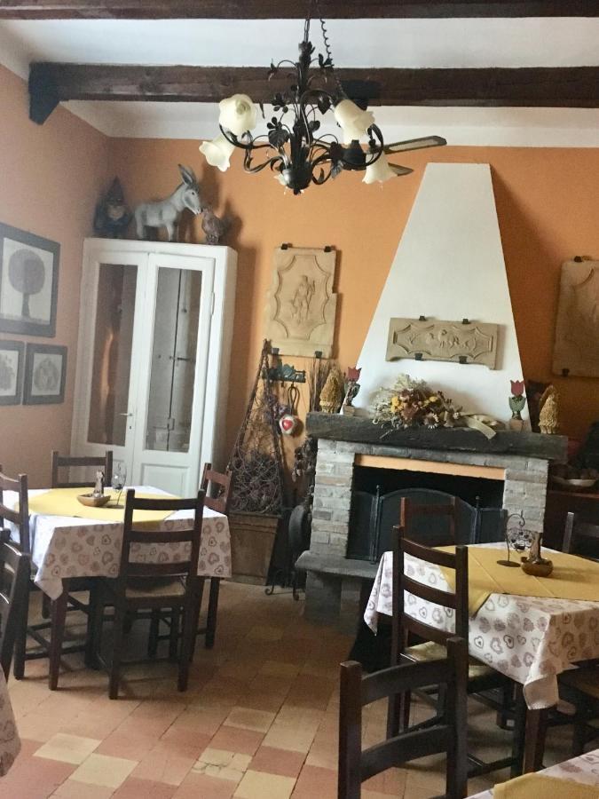 Villa Il Biancospino Casteggio Exterior foto